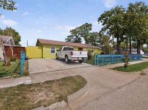 9805  Grady Lane , Dallas Texas 75217