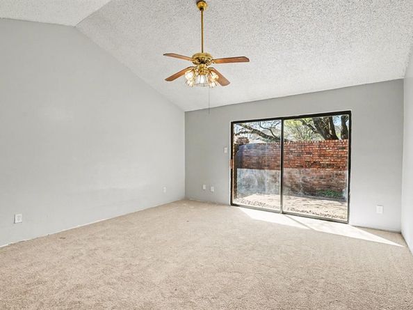 6206  Post Oak Terrace , Fort Worth Texas 76112