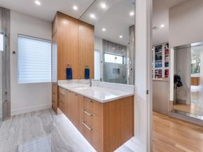 3918  Lively Lane , Dallas Texas 75220