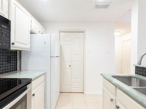 12660  Hillcrest Road  9203, Dallas Texas 75230