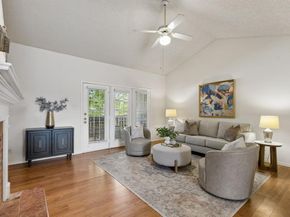 12660  Hillcrest Road  9203, Dallas Texas 75230