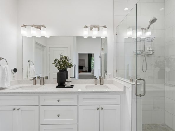 1730  Vilbig Road , Dallas Texas 75208