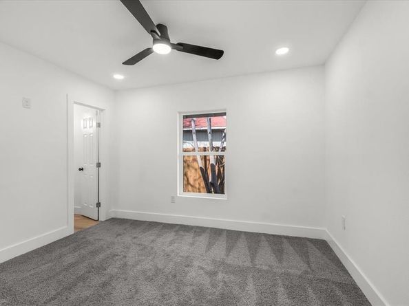 3024  James Avenue , Fort Worth Texas 76110