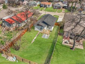 3024  James Avenue , Fort Worth Texas 76110