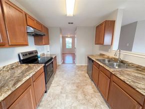 1006  Blackberry Trail , Lancaster Texas 75134