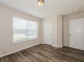 1925  Bodine Lane , Dallas Texas 75217