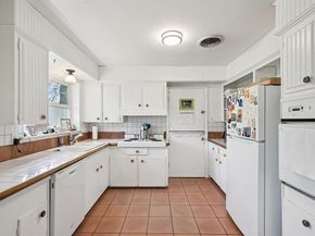 1602  Marshalldale Drive , Arlington Texas 76013