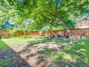 711  Hollywood Avenue , Dallas Texas 75208