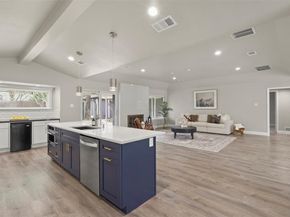 6350  Glennox Lane , Dallas Texas 75214