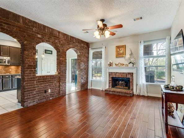 2628  Valley Creek Trail , McKinney Texas 75072
