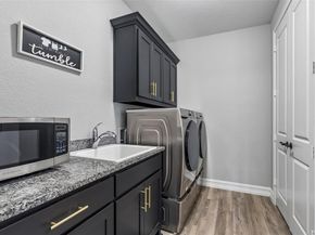 916  Firework Drive , Aubrey Texas 76227