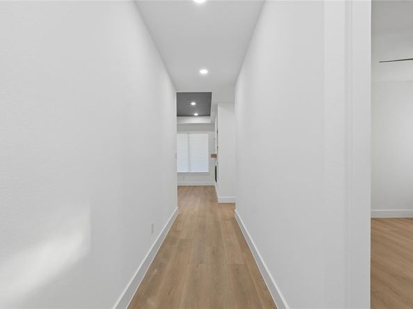 8724  Quinn Street , Dallas Texas 75217