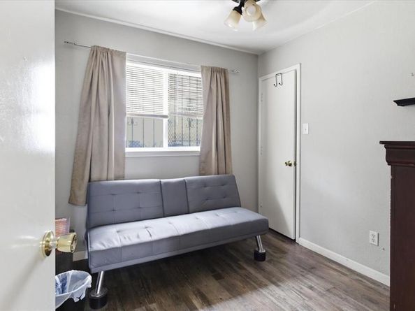 4019  Scarsdale Lane , Dallas Texas 75227