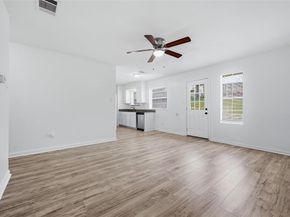 629  Chambers Street , Denton Texas 76205