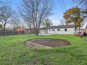 909  Linville Lane , Everman Texas 76140