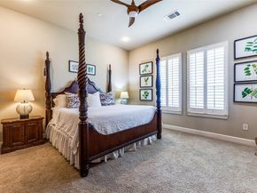 7333  Valley View Lane  304, Dallas Texas 75240