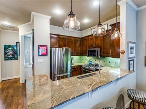 7333  Valley View Lane  304, Dallas Texas 75240