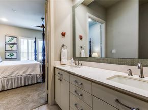 7333  Valley View Lane  304, Dallas Texas 75240