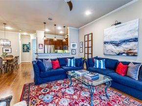 7333  Valley View Lane  304, Dallas Texas 75240