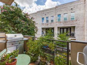 7333  Valley View Lane  304, Dallas Texas 75240