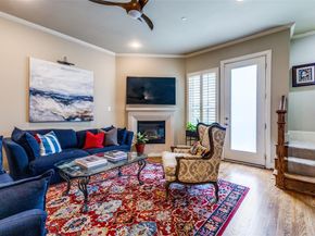 7333  Valley View Lane  304, Dallas Texas 75240