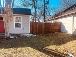 328 S Main Street , Cedar Hill Texas 75104