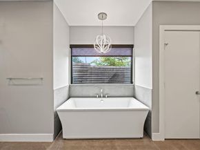 3866  Lively Lane , Dallas Texas 75220