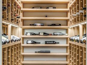 3866  Lively Lane , Dallas Texas 75220