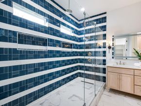 805 S Glasgow  , Dallas Texas 75223