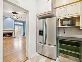 4511  Gilbert Avenue  103, Dallas Texas 75219