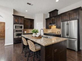 821  La Cima  , Irving Texas 75039