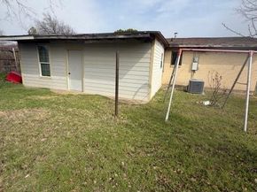 3927  Fortune Lane , Dallas Texas 75216