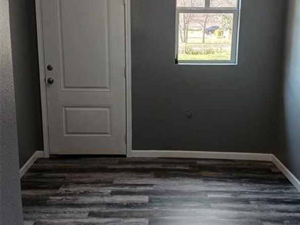 829 E Baltimore Avenue , Fort Worth Texas 76104