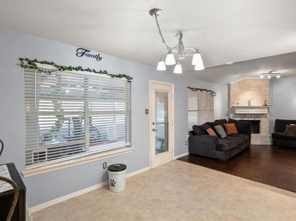 1100  Fawn Meadow Trail , Kennedale Texas 76060