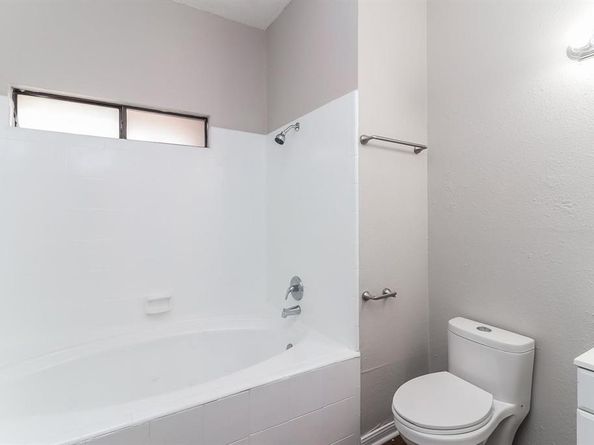 4713  Poppy Drive E, Fort Worth Texas 76137