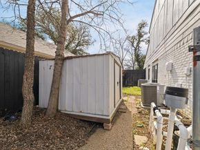 1301 N Trail Drive , Carrollton Texas 75006