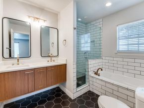 806  Knott Place , Dallas Texas 75208