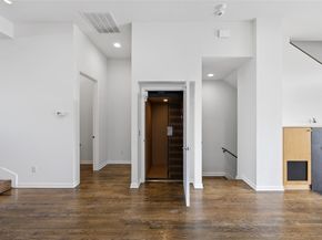 804  Haskell Street , Fort Worth Texas 76107