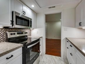 6620  Eastridge Drive  219, Dallas Texas 75231