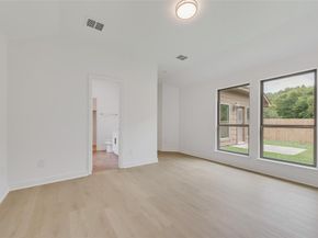 2718  Mossglen Drive , Dallas Texas 75227