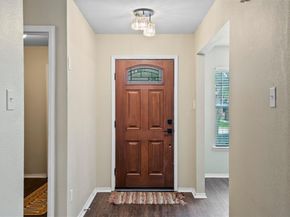 5589  Hunters Bend Lane , Dallas Texas 75249
