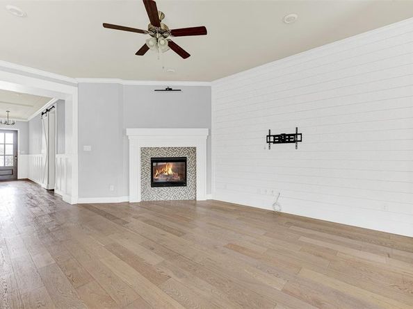 3042  Seattle Slew Drive , Celina Texas 75009