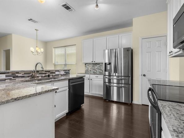 1411  Bristol Lane , Providence Village Texas 76227