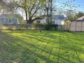 1420  Lawrence Road , River Oaks Texas 76114