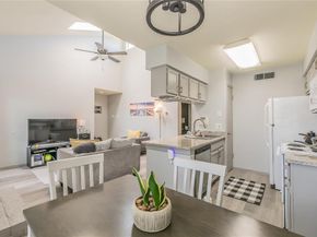 5750  Phoenix Drive  22, Dallas Texas 75231