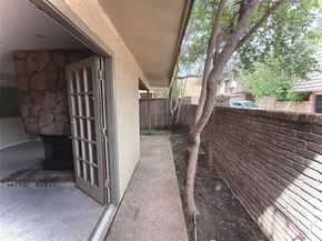 8560  Park Lane  127 Unit 29, Dallas Texas 75231