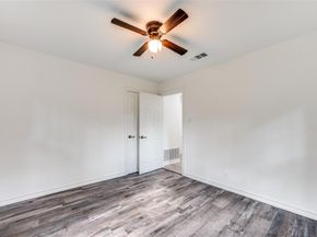 2513  Janice Lane , Fort Worth Texas 76112