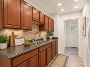 609  Crane Drive , Euless Texas 76039
