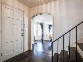 6840  Lorna Lane , Dallas Texas 75214