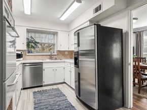 9551 E Lake Highlands Drive , Dallas Texas 75218